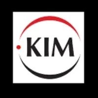 Der Mann zeigt mit dem Finger auf dich